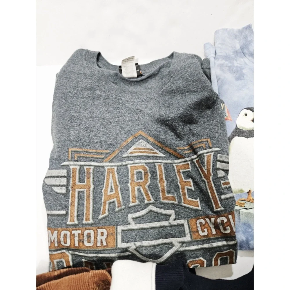 Vintage/Y2K Adult Size M Clothing Lot Of 5 Disney, Harley-Davidson, Hard Rock